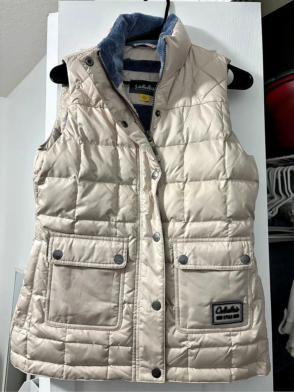 Cabela's Quilted Faux-Fur Lined Vest in Cream Size Small Like New
